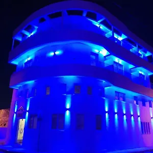 White 11 Hotel apartamentowy